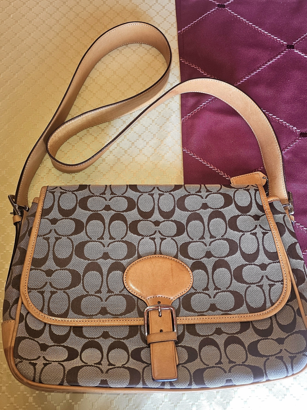 Authentic 2001 Coach Hampton Crossbody Bag - 12"x9"x4"
